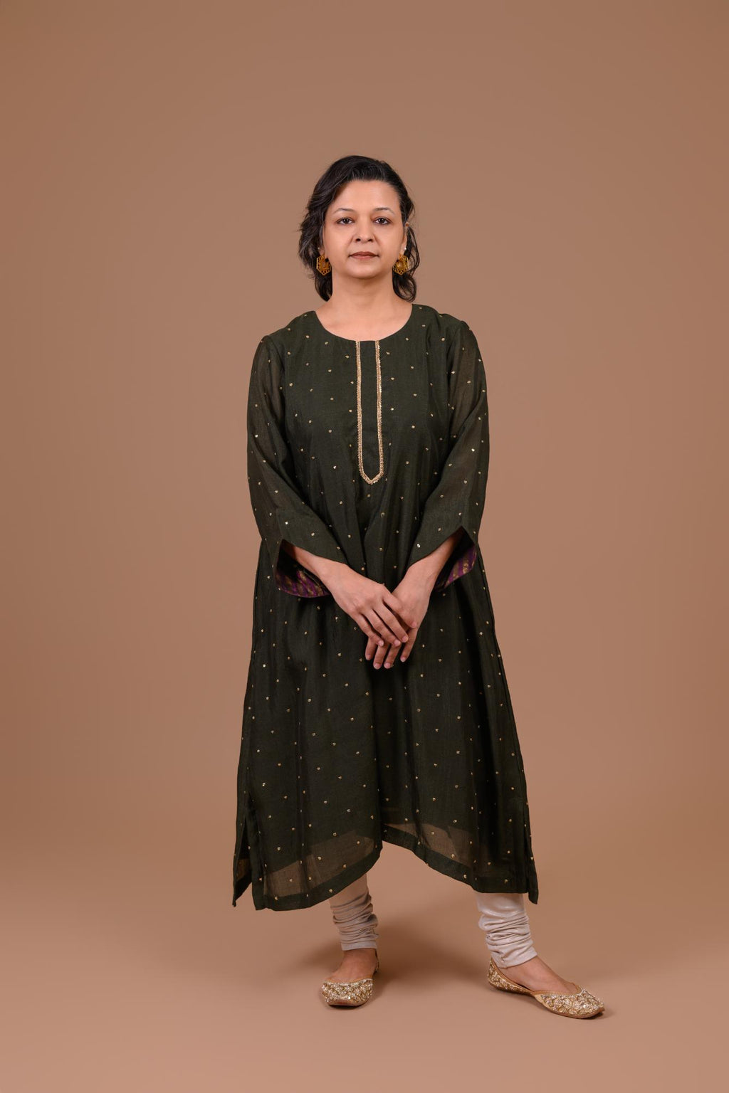 TAAR| Dark olive green silk kurta