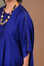 Neela kaftan with triangluar details