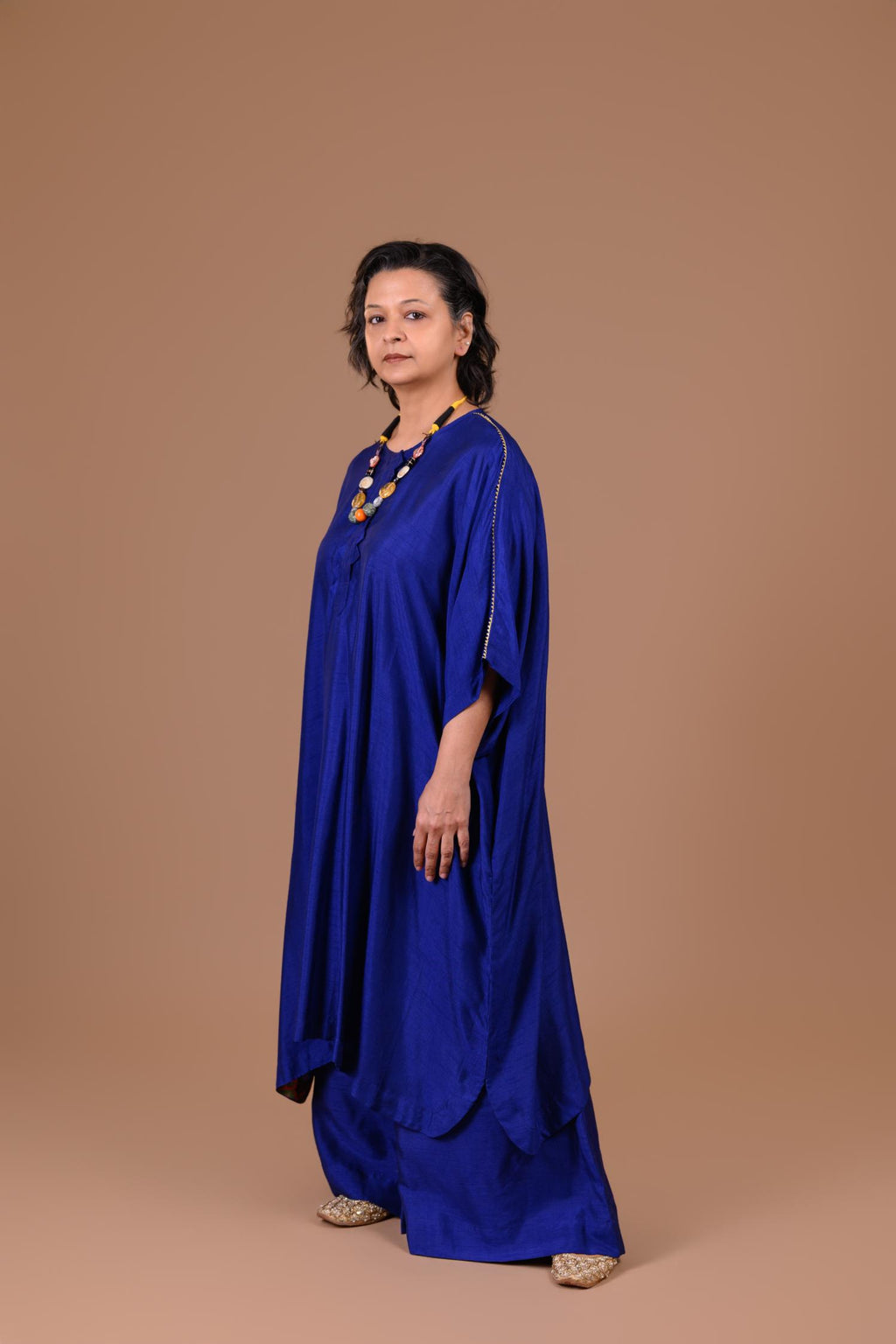 Neela kaftan with triangluar details